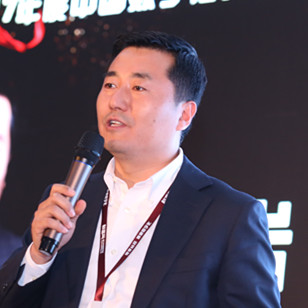 王岩